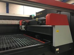 Amada FO M2 4222 4kw Laser Cutter with LST4222 Shuttle Table